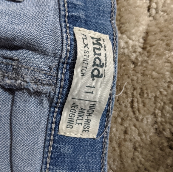 Jeans - Picture 2 of 2